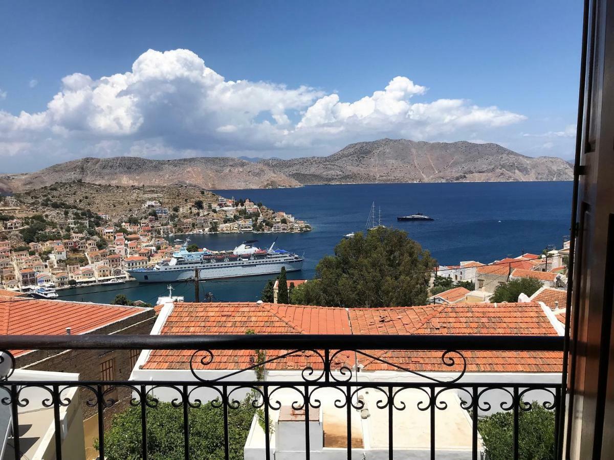 Hotel Fiona Sými Eksteriør bilde